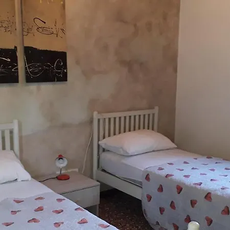 Ai Quattro Mori Guest house *